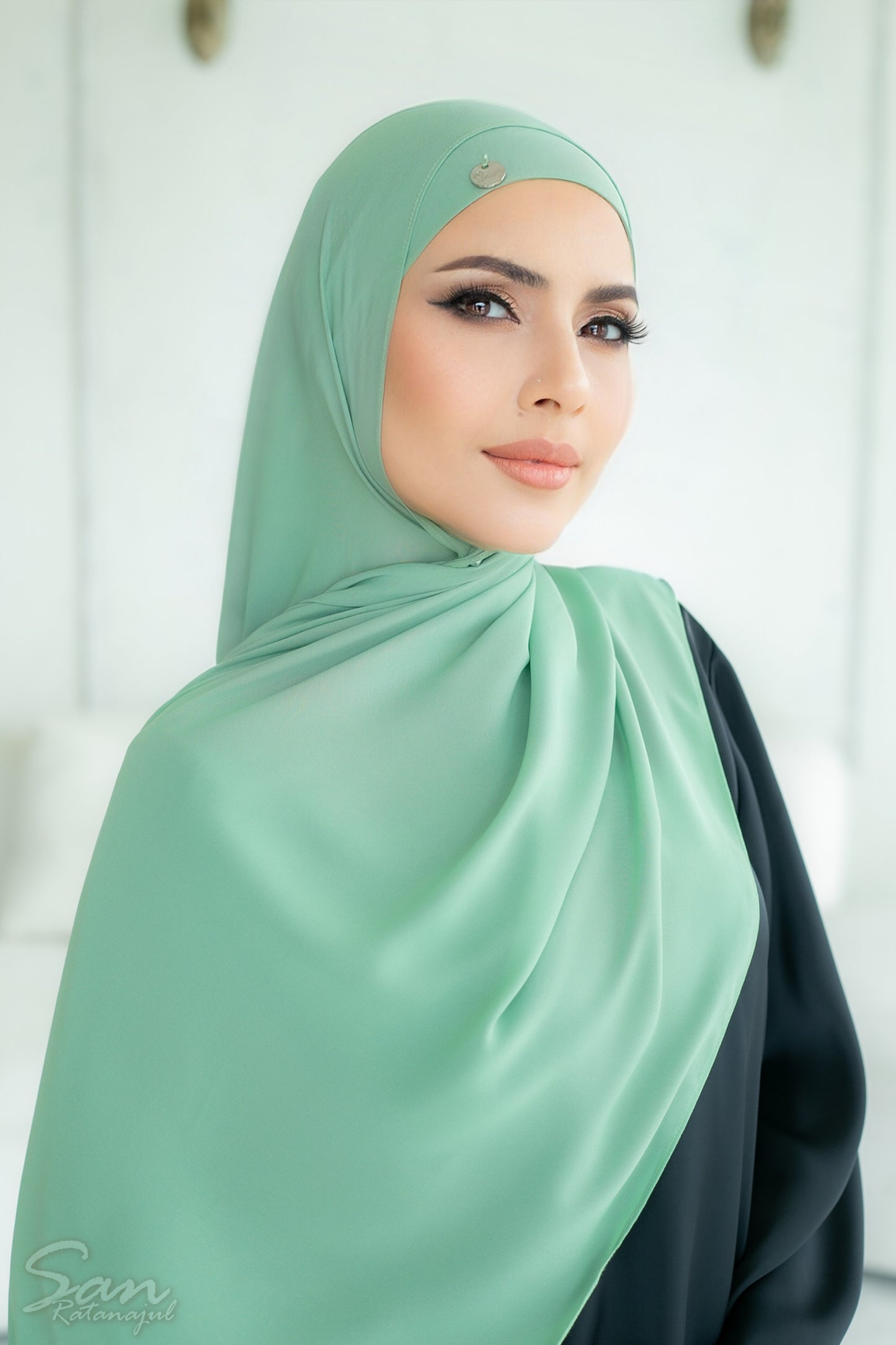GRANDY SMITH APPLE ~ Sakinah: Chiffon Matching Hijab Set