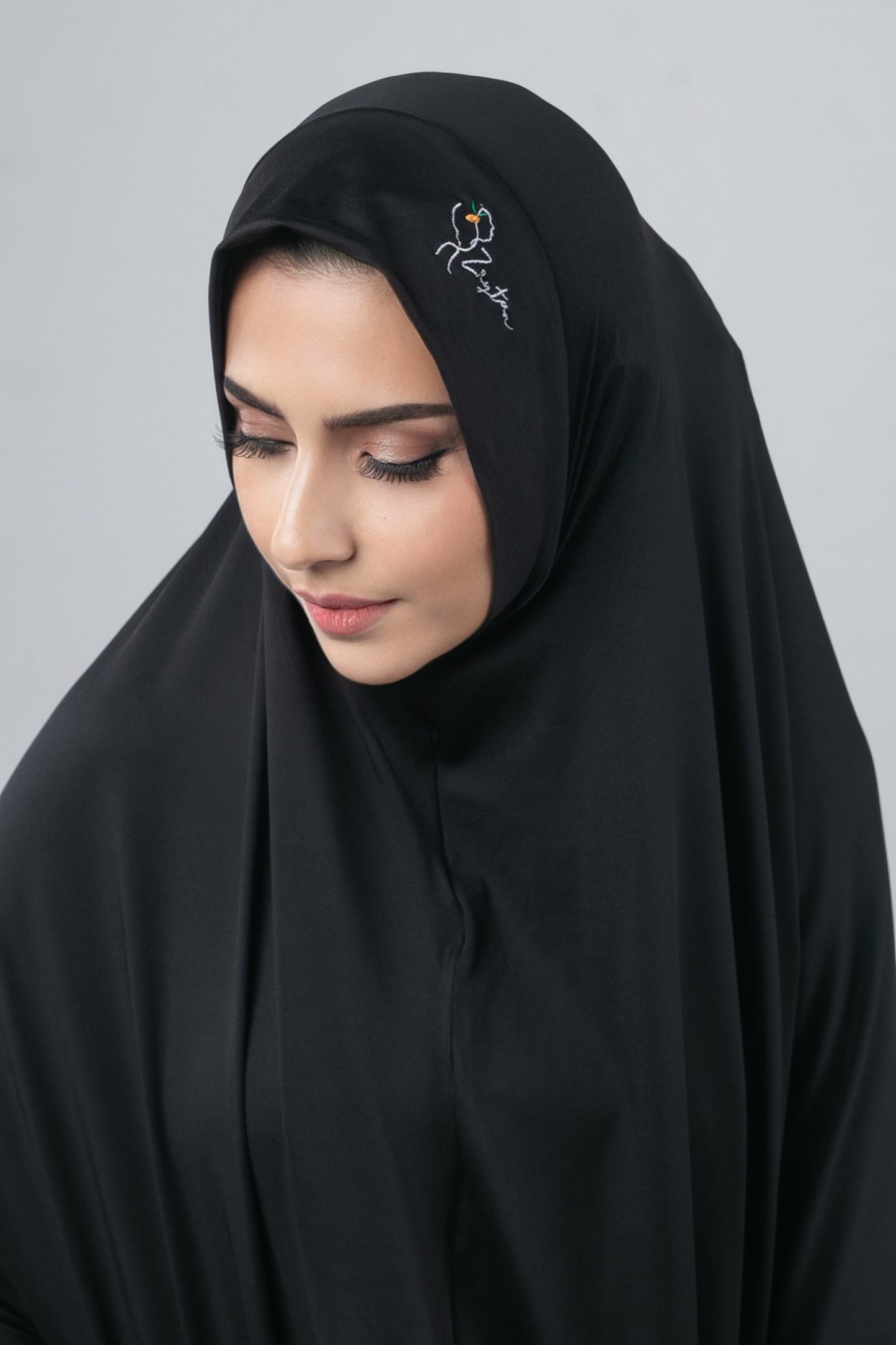 PRAYER DRESS IN BLACK