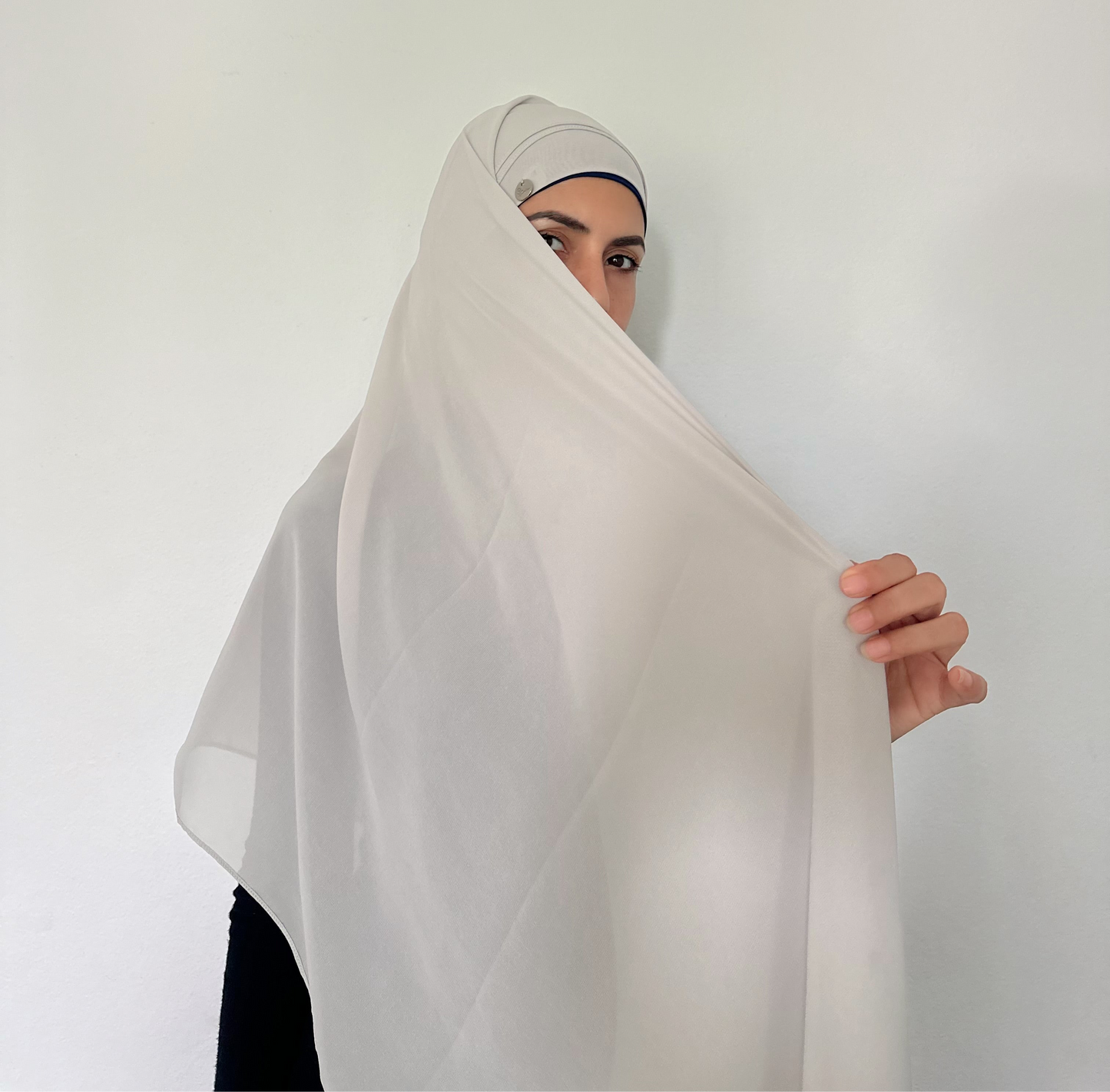 REPOSE GREY ~ Chiffon matching hijab set. (Hijab+Underscarves)