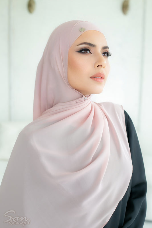 VICTORIA PINK ~ Sakinah: Chiffon Matching Hijab Set