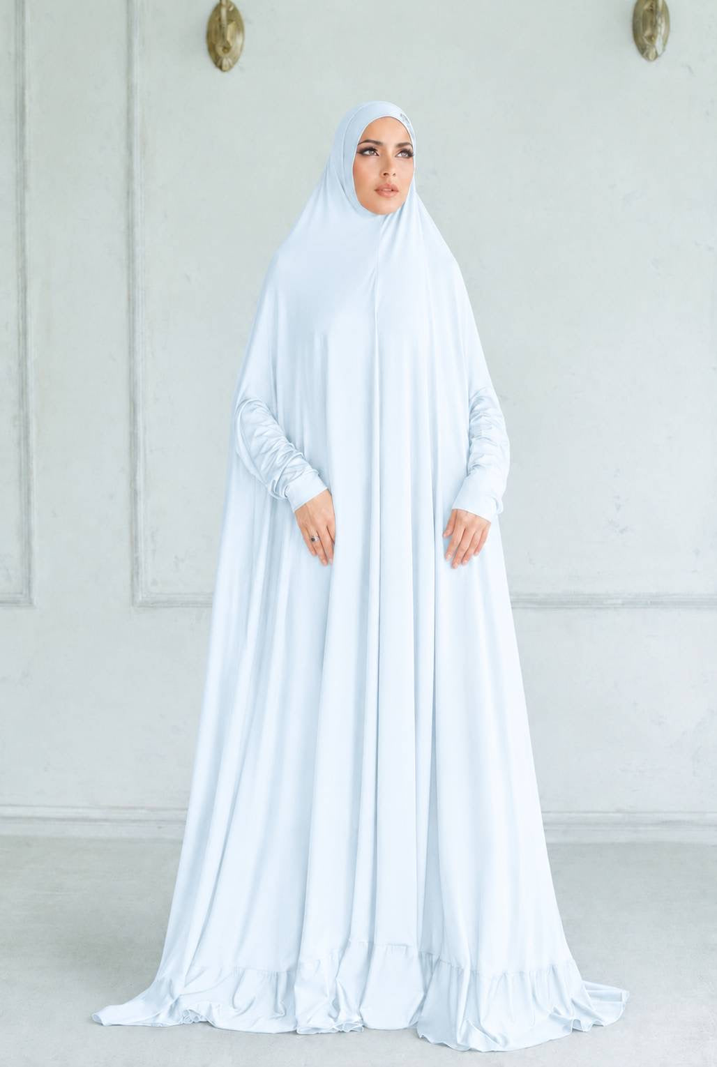 PRAYER DRESS IN WHITE